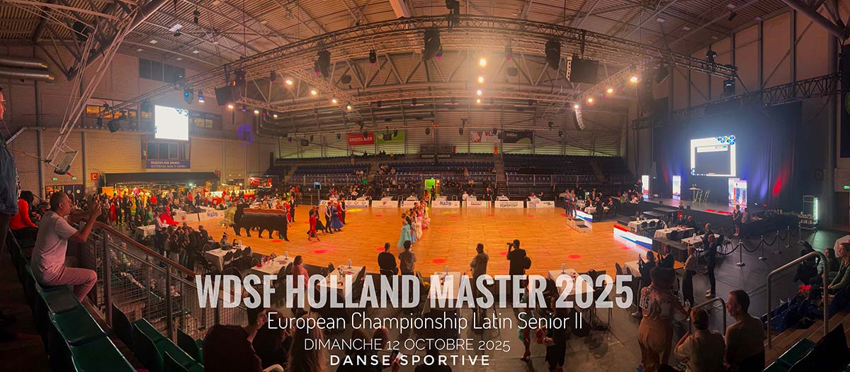 Piste de danse du TopSportCentrum de Rotterdam avec les juges WDSF lors du European Championship Latin Senior II - Holland Master 2025