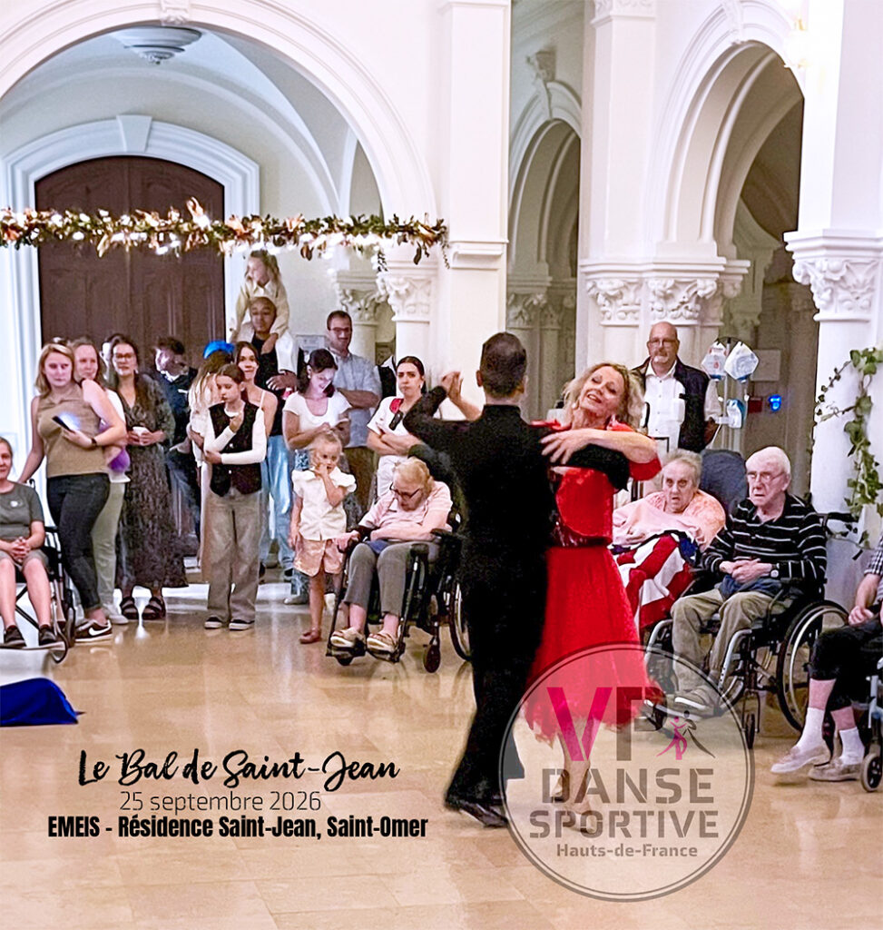 Animations et démonstrations de danse pour vos événements 2 Virginie et Philippe dansent une valse lente devant les résidents de l’EHPAD Saint-Jean à Saint-Omer